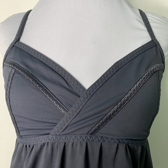Lululemon Women's Gray Crossed Back Tank Top Size 4 - Picture 3 of 16